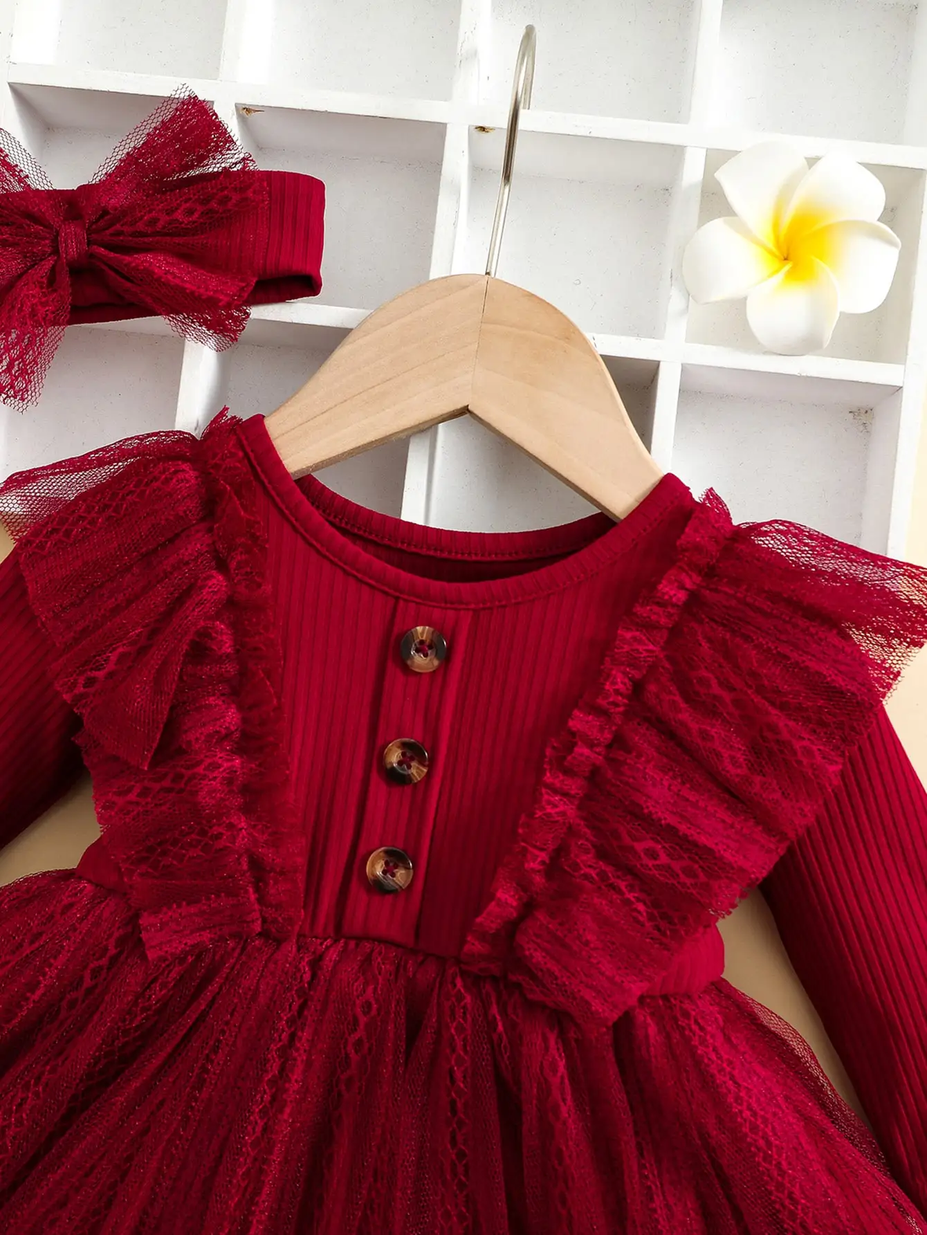 two piece baby girl romantic small flying sleeve long sleeve ruffled mesh dress + bow headscarf spring and autumn two piece baby girl romantic small flying sleeve long sleeve ruffled mesh dress + bow headscarf spring and autumn